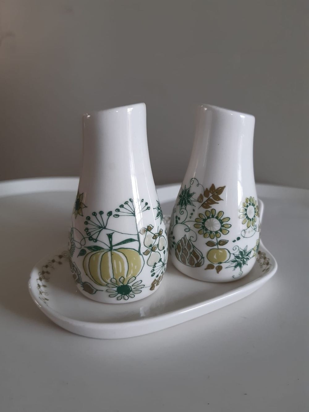 Vintage 60s Figgjo Flint Floral Pumpkin Salt & Pepper Set - Turi Design Market